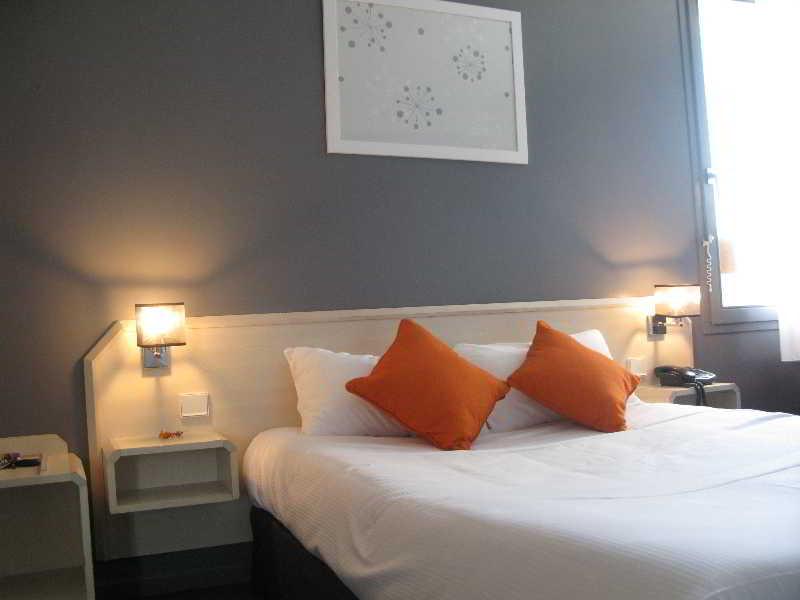 Greet Hotel Massieux Lyon Nord Экстерьер фото