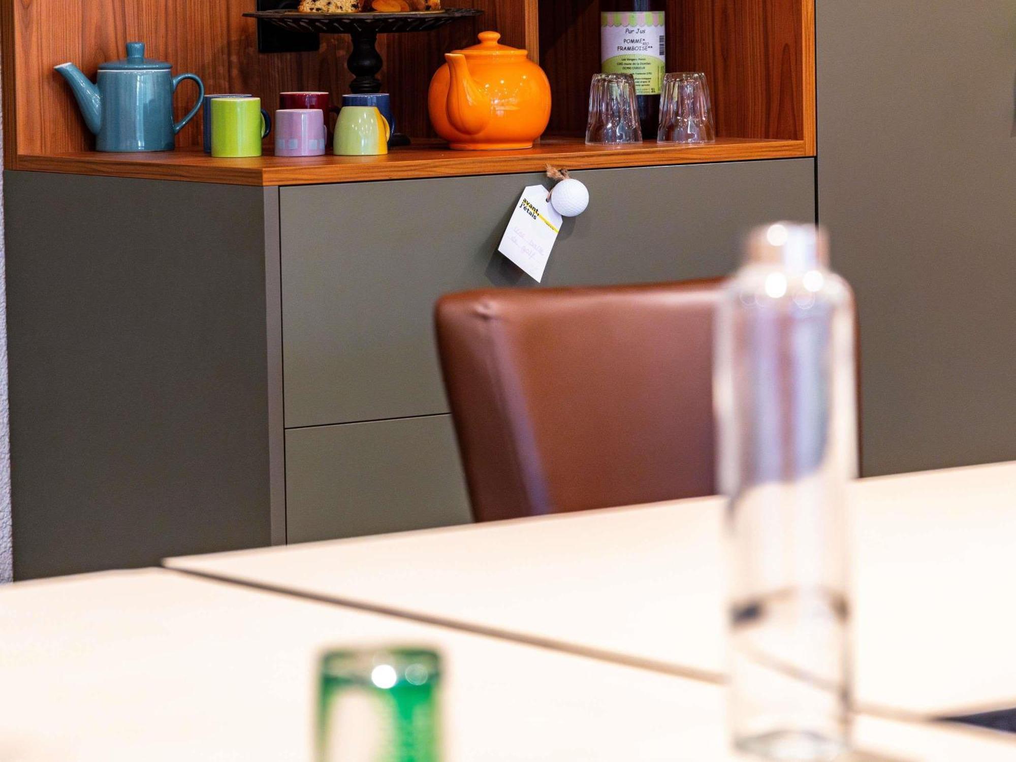 Greet Hotel Massieux Lyon Nord Экстерьер фото