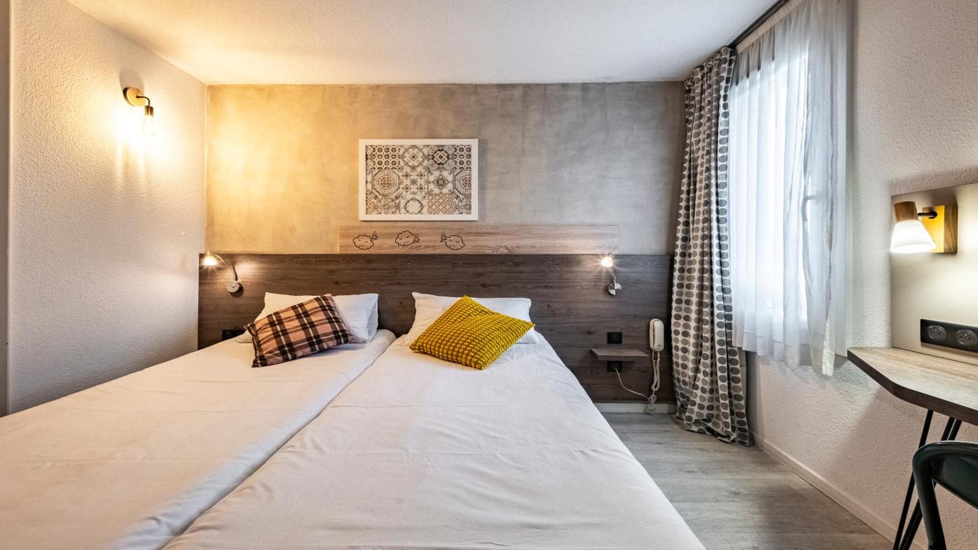 Greet Hotel Massieux Lyon Nord Экстерьер фото